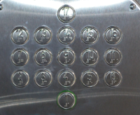 Арматура коммутационная ак 1-01-кр "символ стрелка" с выпуклым символом