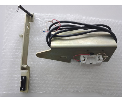 Замок 0611Б4310410-01 в сборе